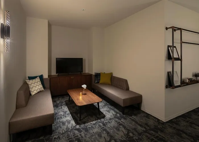 Hotel The Lively Osaka Honmachi