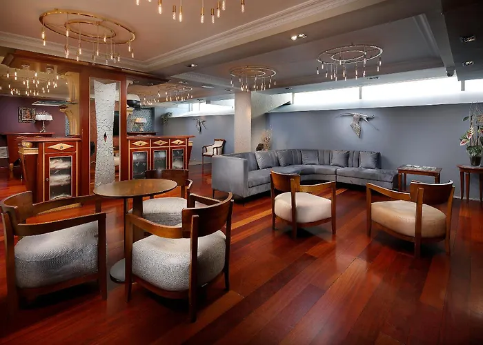 Apartaments-Hotel Hispanos 7 Suiza Barcelona