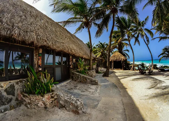 Hotel Diamante K - Inside Tulum National Park