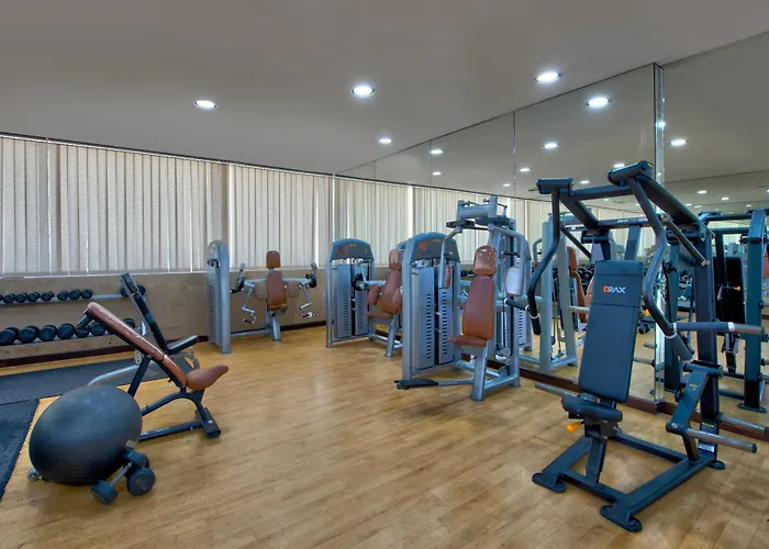 Two Seasons Hotel & Apartments Dubai