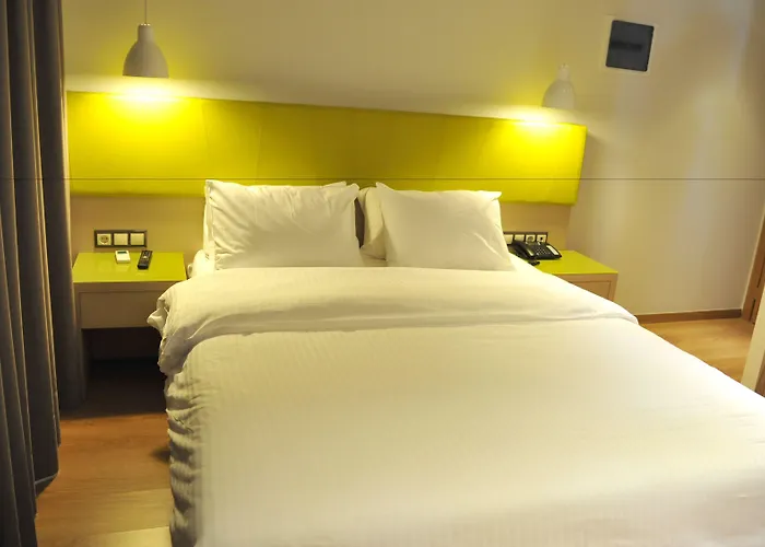 Elements Rooms & Apartments Athen