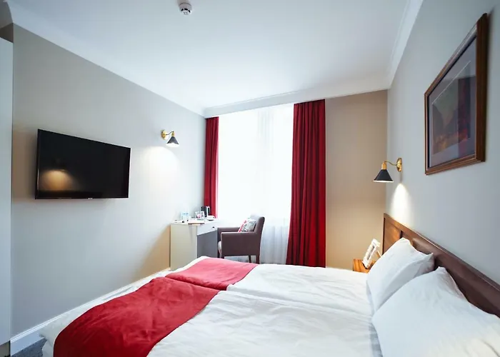 Sherlock Holmes Boutique Hotel Lemberg
